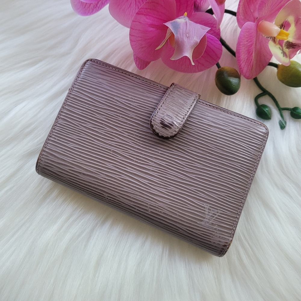 Louis Vuitton Epi Porte Monnaie Billets Viennois Kisslock Bifold Lilac Wallet